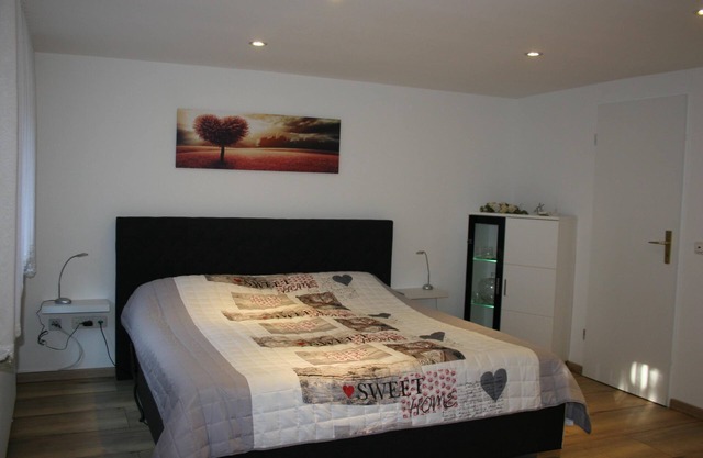 Comfortable apartment with sep. Input u. Top connection u to Aachen. Eifel