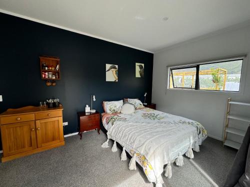 Comfortable Barn Stay on Private Rural Property in Cromwell