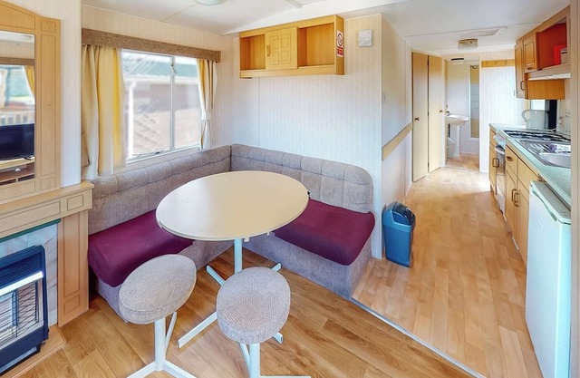 Comfortable caravan with one double and two twin.