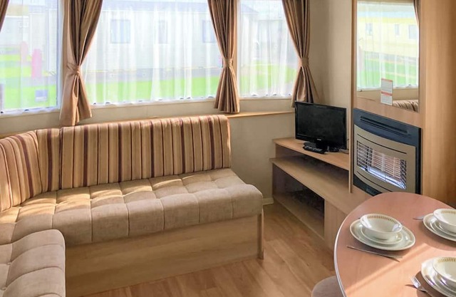 Comfortable caravan with one double and one twin.