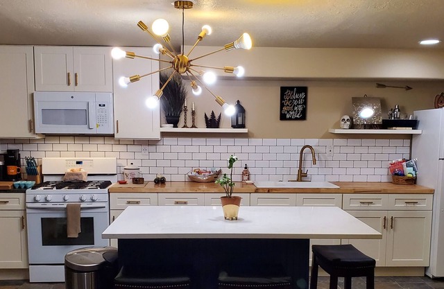 Comfortable, clean basement apartment