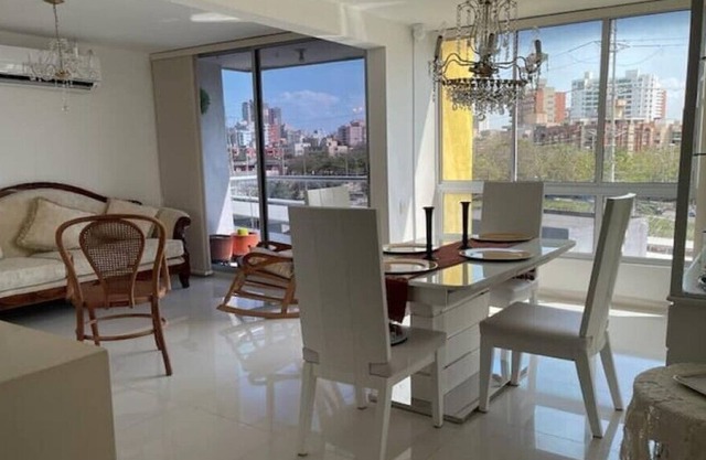 Comfortable, clean and perfect, near Villa Carolina Mall