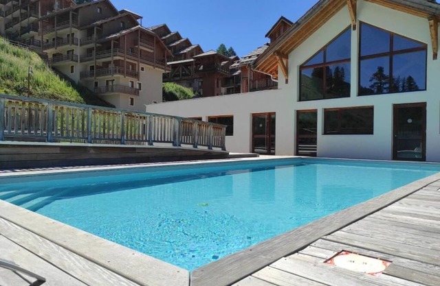 Comfortable duplex, 59m², 2 bedrooms, south balcony, swimming pools
