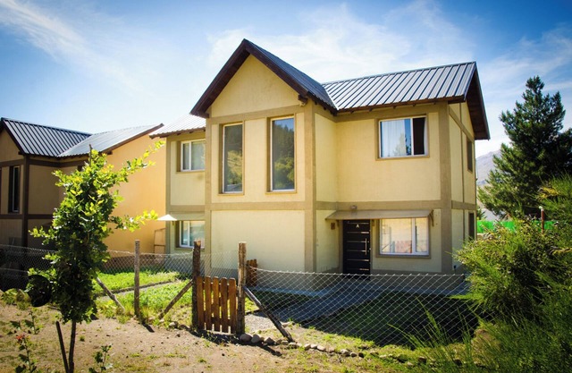 Comfortable duplex with garden, barbecure & parking