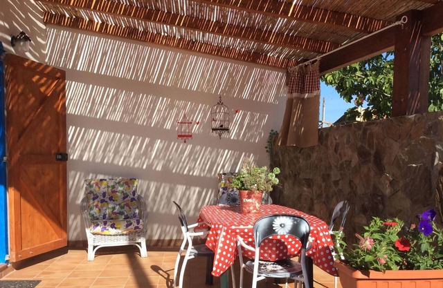 Comfortable family house with garden in the hamlet of Biancareddu.