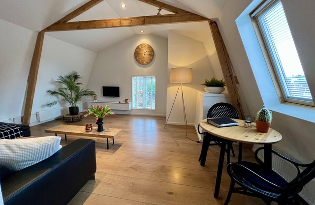 Comfortable holiday home just 300m from the center. Close to the beach