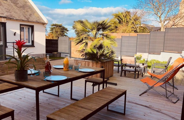 Comfortable holiday home with a spacious terrace area near the sea