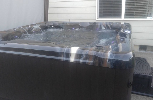 Comfortable home with private hot tub