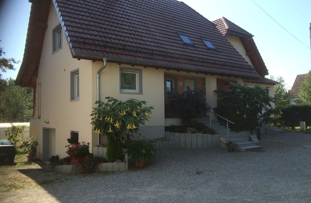 Comfortable house with calm view on the river 10 minutes from Strasbourg