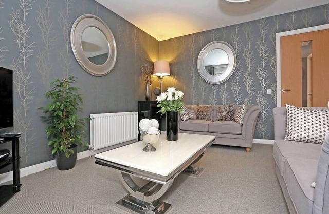 Comfortable Inverurie home close to train station