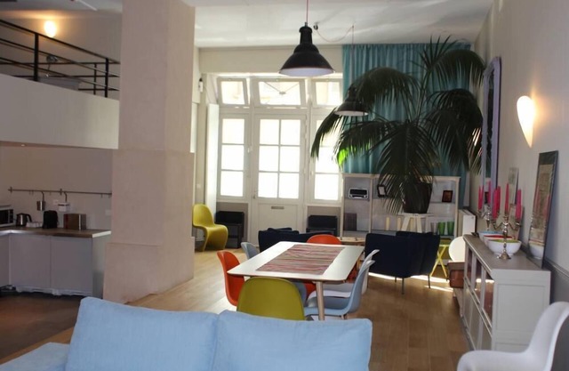 Comfortable loft close to the Chateau de Versailles