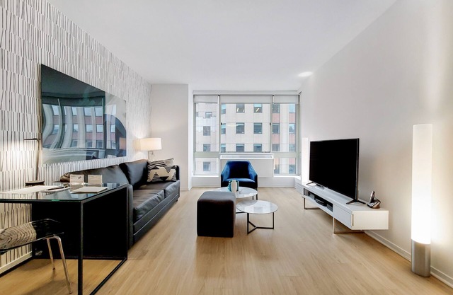 Comfortable, Modern Midtown West One Bedroom