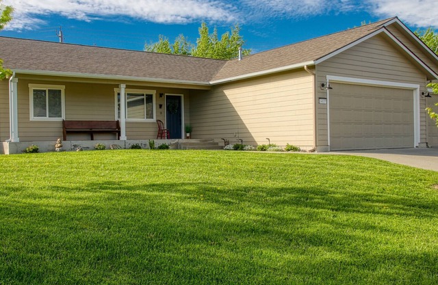 Comfortable North Idaho home has everything you need, including a game room!