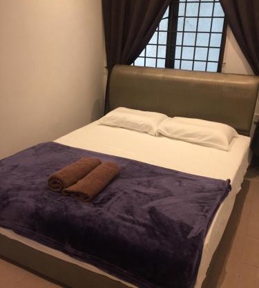 COMFORTABLE STAY