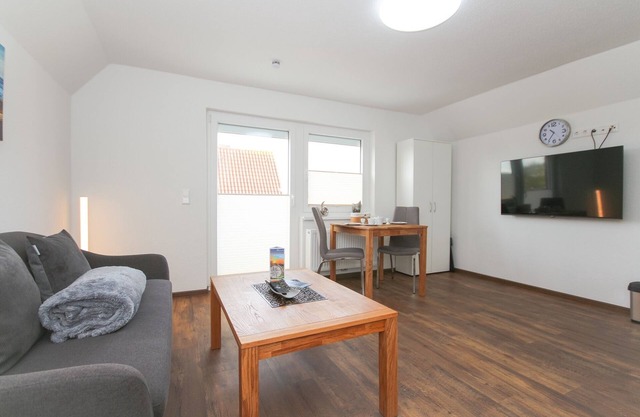 Comfortable vacation apartment Kranich 2 with balcony in Norddeich, close to the sea