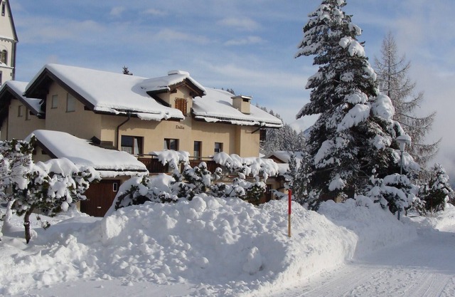 Comfortable vacation apartment with wonderful panoramic view & ski lift nearby