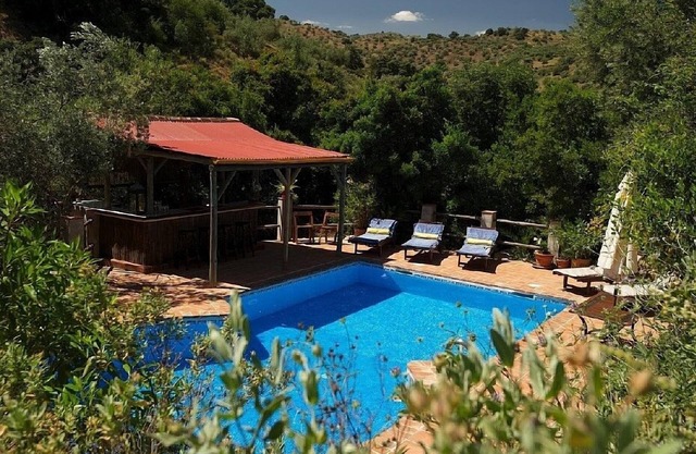 Comfortable Villa With Large, Illuminated Private Pool