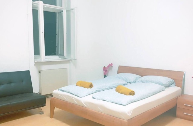Comfortable, well-located Economic Studio 3P LG