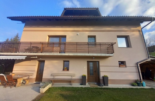 Comfortable Zreče Apartment with Playground and Private Parking, Ideal for Families - One Bedroom Apartment