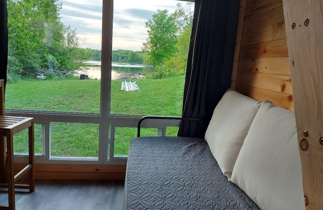 Comfy and Cozy BUNKIE (Camping cabin - glamping)