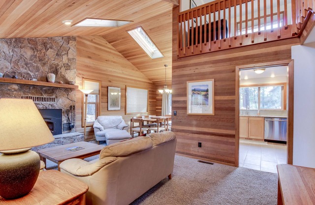 Comfy Home w/Private Hot Tub, 10 SHARC Passes, & Convenient Location