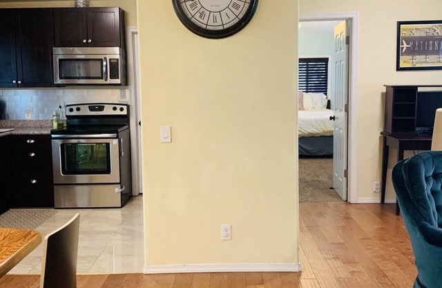Comfy Kid Friendly Home + Quiet & Clean + Near I-5/SR500