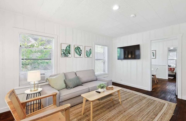 Comfy Loft 8min from Downtown FW