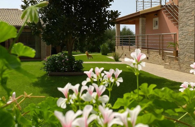 Comfy nest in a garden, 1,5km to the sandy beach