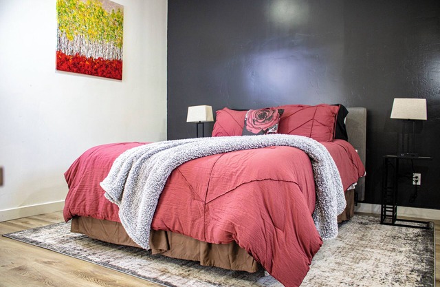 Comfy Studio in Sandy, Utah - Pvt Entry/WFH & near Ski Area