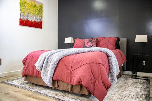 Comfy Studio in Sandy Utah Pvt Entry WFH B