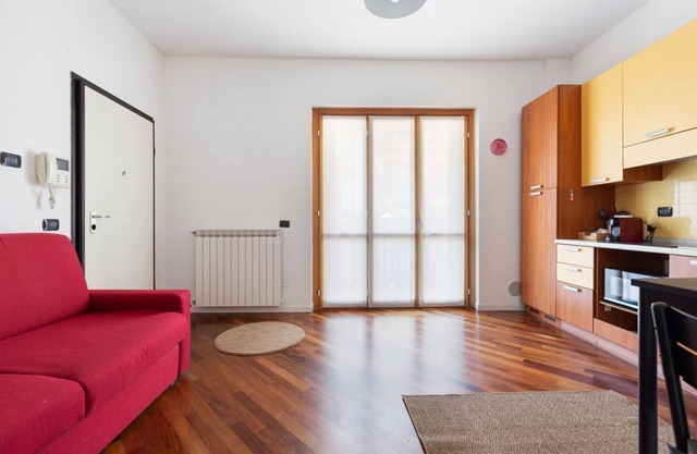 Comfy Studio only 900m from "Affori FN" Station!