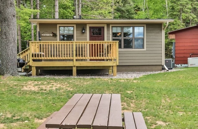COMING MAY 2026 – COMPLETELY REMODELED 2BD, 1BA LAKEFRONT CABIN ON LOST LAKE