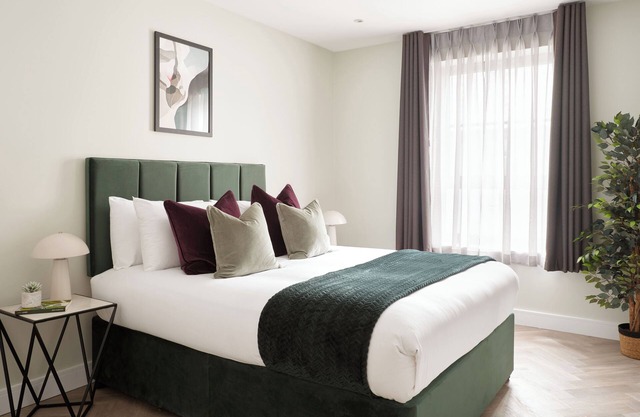 Commercial Road Serviced Apartments - London City East
