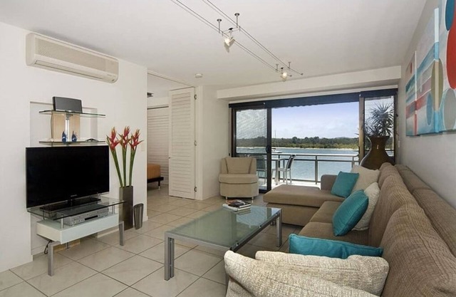 Commodore - 2 Bedroom Apartment