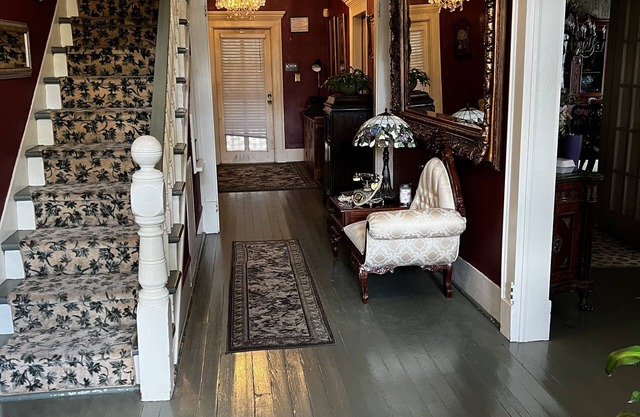 Commodore Bed & Breakfast / Commodore Suite
