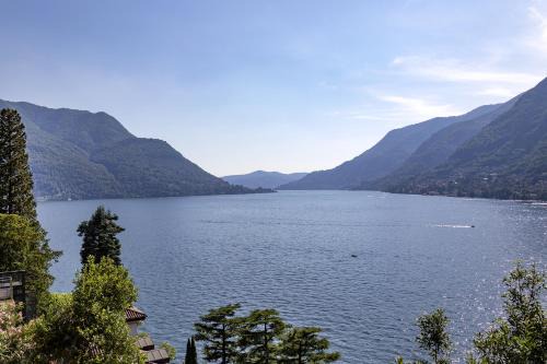 Como Lake Paradise vicino a Nesso e Bellagio