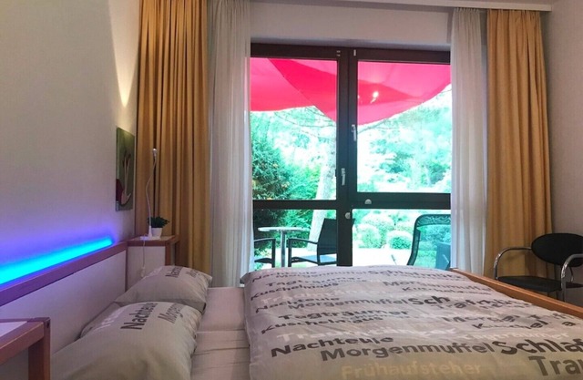 Compact 1-room apartment on the ground floor with terrace overlooking the spa gardens