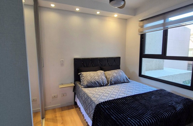 Complete apartment with parking space in the center