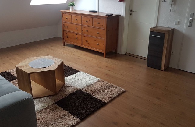 Complete apartment in Dusseldorf: 45m ² underground close to A4