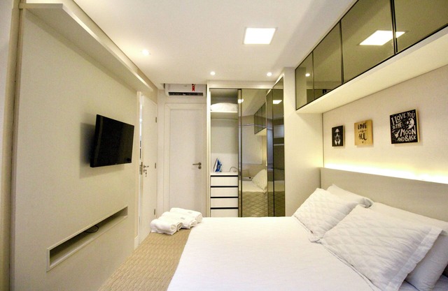 Complete apartment with swimming pool, garage, gym, next to Shopping Salvador.