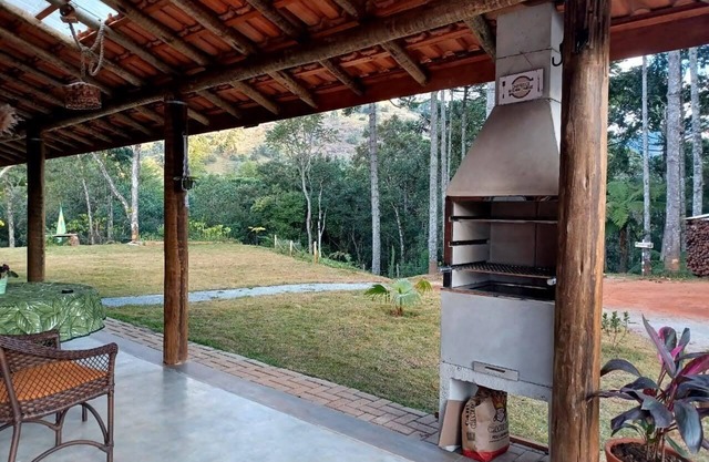 Complete, comfortable house with fireplace and just for you.