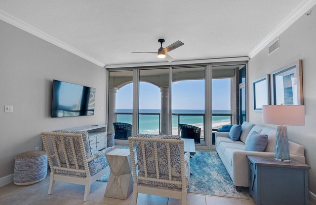 Complete Remodeled Luxurious Portofino Condo, Panoramic Ocean Views, 8 Pools, Steps From The Beach!