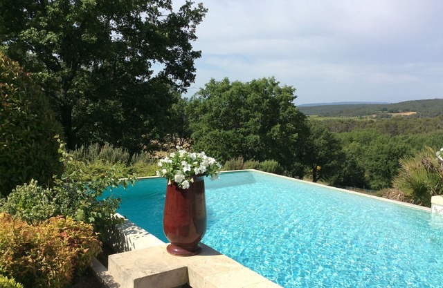 Completely restored bastide in Provence Verte.