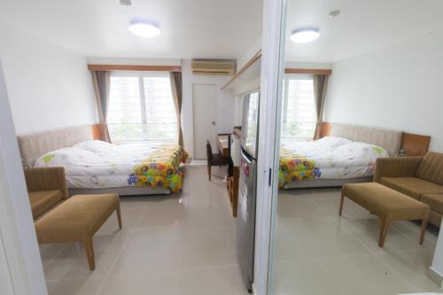 Condo I -House Laguna Garden RCA - Behind Sukhumvit-Outer CBD