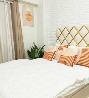 Condo in Las Piñas- The Suite Spot Alabang