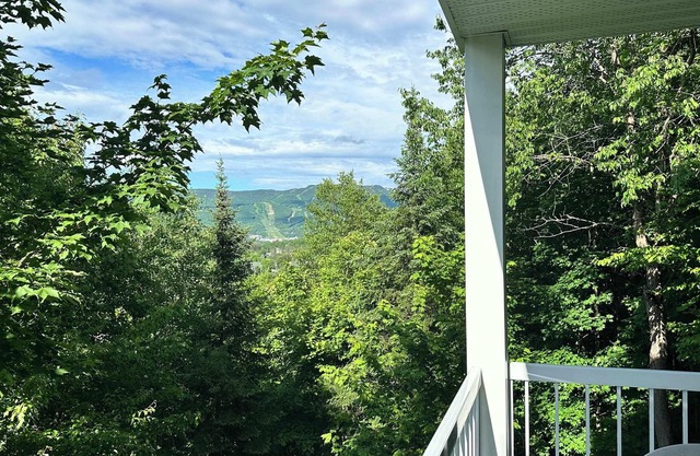 Condo Mont Tremblant | Swimming Pool, Spa