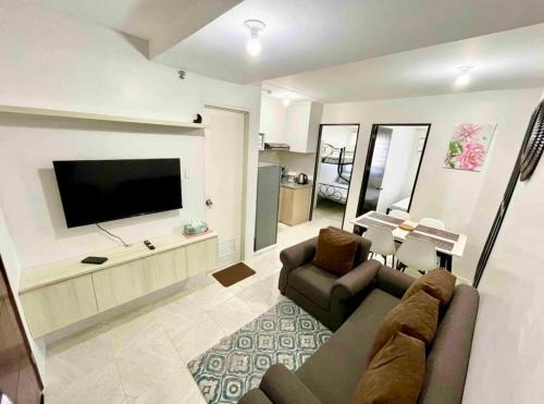 Condo Unit in Banilad Mandaue Cebu - 1 to 3 pax booking granted a 1 bedroom unit of your choice and a minimum of 4 guests for a 2 bedroom unit