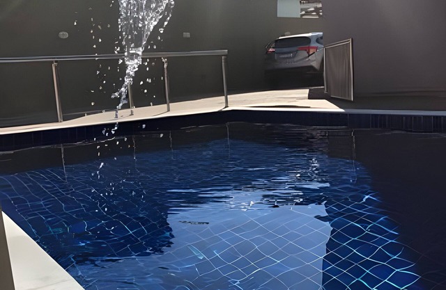 Condomínio com Piscina á 500m da Praia