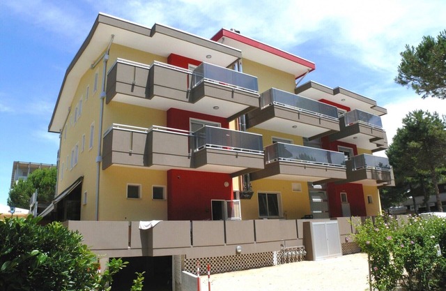 CONDOMINIO ROBY C/L - FULL OPTIONAL