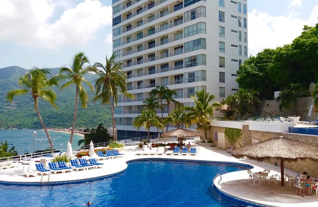 Condominio Torreblanca Cabo Marquez